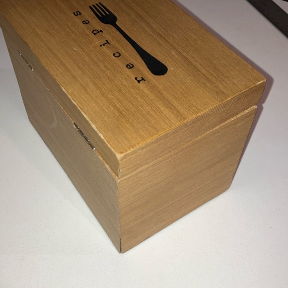Wooden Recipe Box with Fork Design - Picture 16 of 16